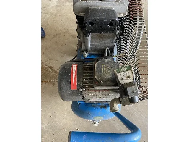 Compressor big dutchman - afbeelding 4 van  5