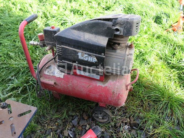 Compressor, kolomboormachine, spijkermachine - afbeelding 6 van  13