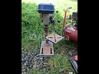 Compressor, kolomboormachine, spijkermachine - afbeelding 13 van  13