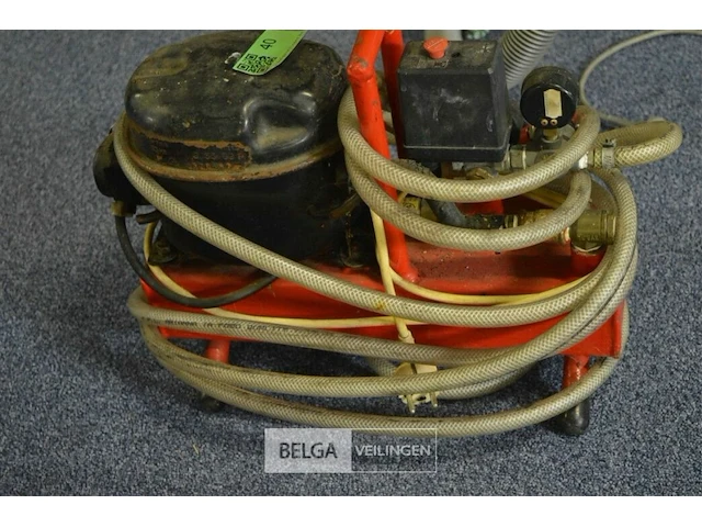 Compressor met bandenpomp - afbeelding 3 van  3