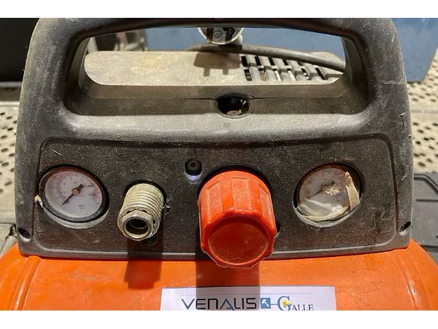 Compressor nuair paslode - afbeelding 2 van  4