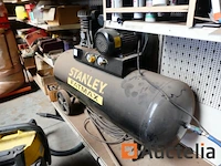 Compressor stanley fatmax - afbeelding 1 van  5