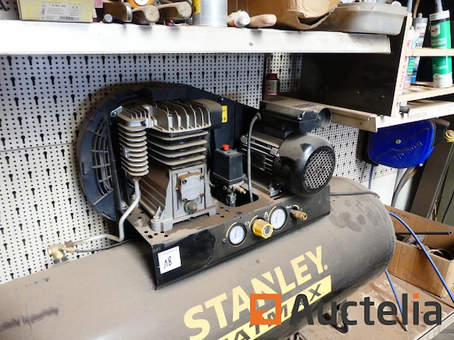 Compressor stanley fatmax - afbeelding 4 van  5