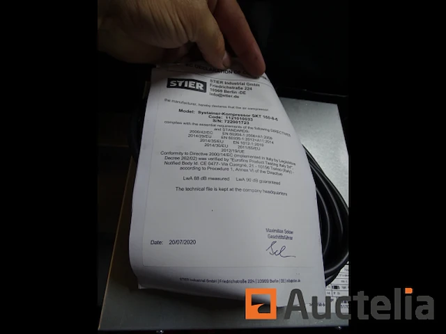 Compressor stier skt 160-8-6 in zijn systainer - afbeelding 5 van  6