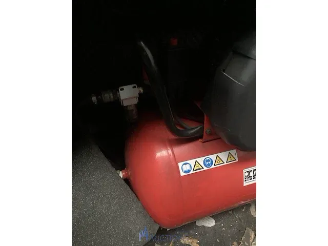 Compressor - afbeelding 2 van  4