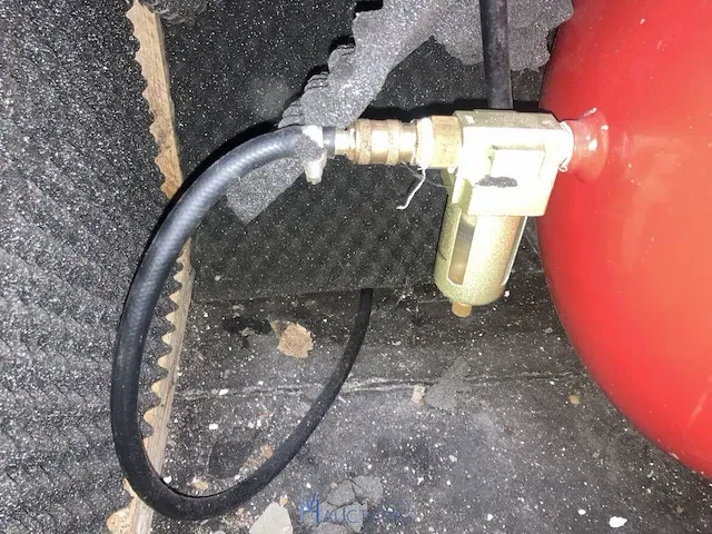 Compressor - afbeelding 4 van  4