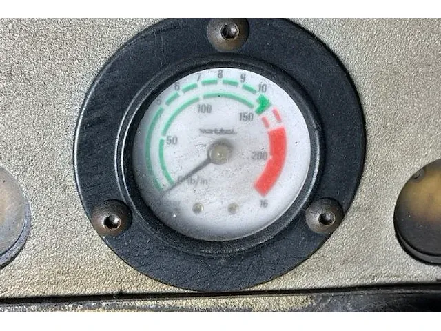 Compressor - afbeelding 9 van  12