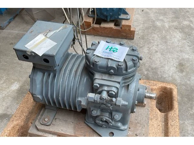 Compressor - afbeelding 2 van  3