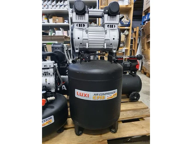 Compressor - afbeelding 1 van  1
