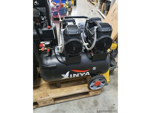 Compressor - afbeelding 1 van  1