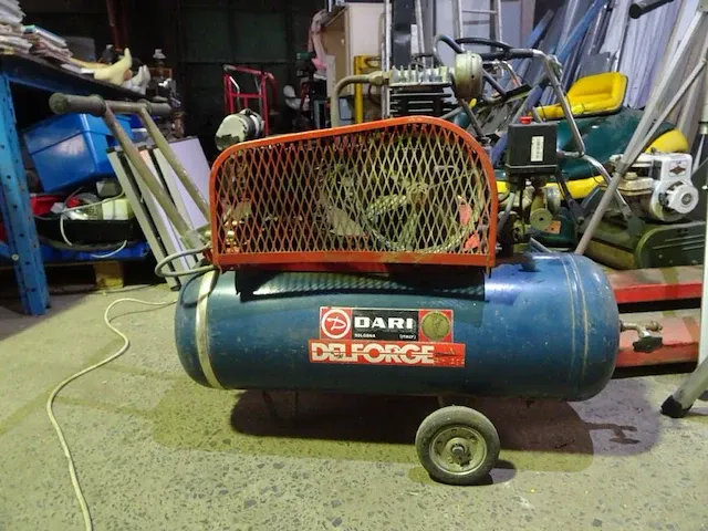 Compressor - afbeelding 1 van  7