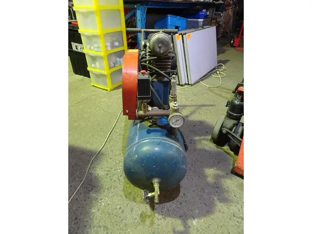 Compressor - afbeelding 7 van  7
