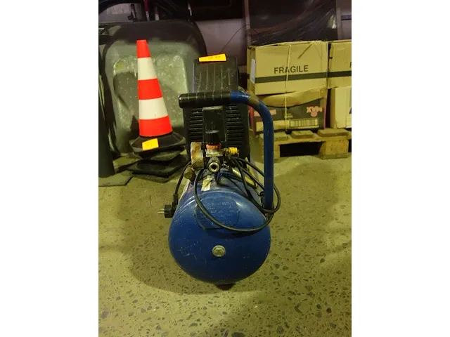 Compressor - afbeelding 3 van  4