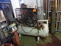 Compressor
