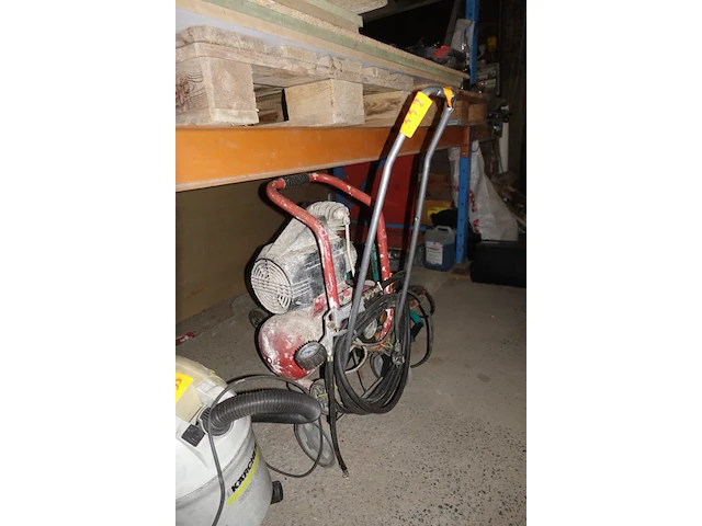 Compressor - afbeelding 1 van  2