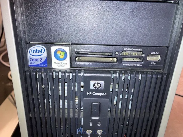 Computer hp compleet met scherm samsung, toetsenbord dell en muis - afbeelding 2 van  5