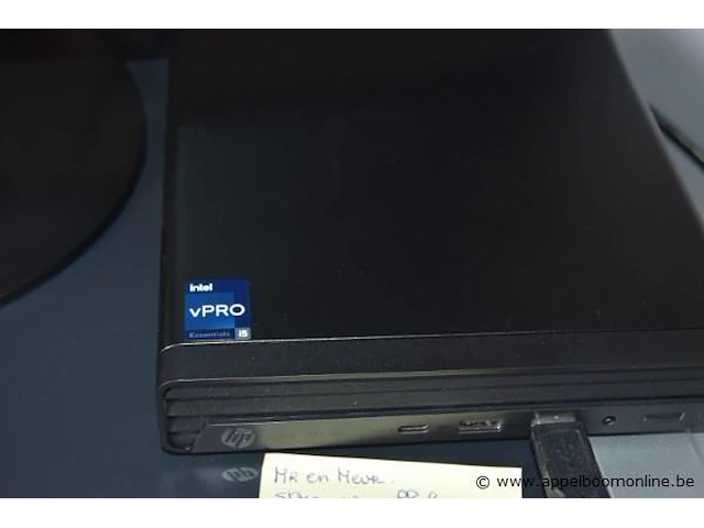 Computer hp plus tft scherm hp, paswoord niet gekend - afbeelding 2 van  2