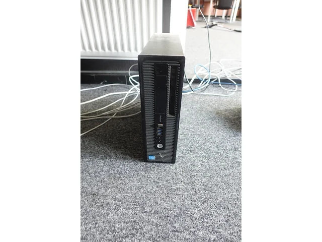 Computer hp + scherm iiyama - afbeelding 4 van  10
