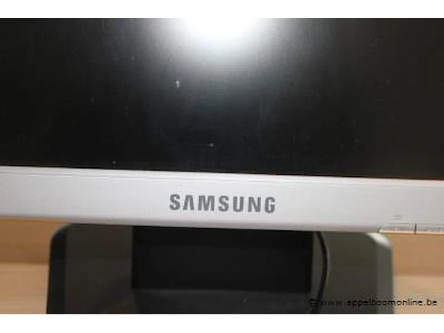 Computer plus tft scherm samsung, paswoord niet gekend - afbeelding 3 van  3