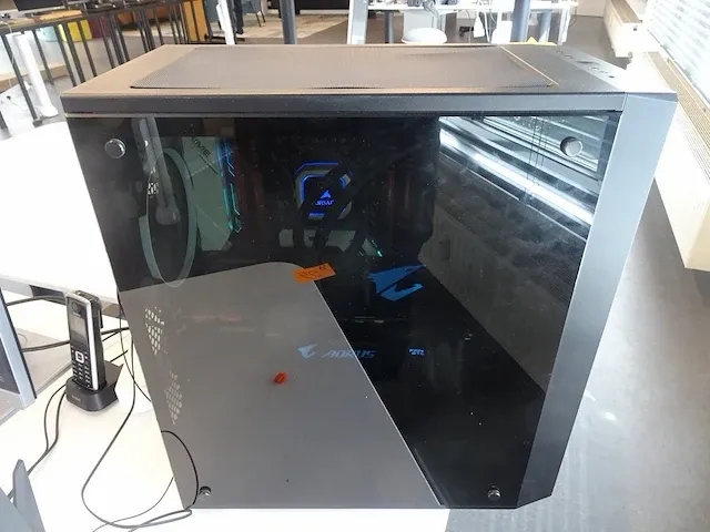 Computerconfiguratie - afbeelding 2 van  5