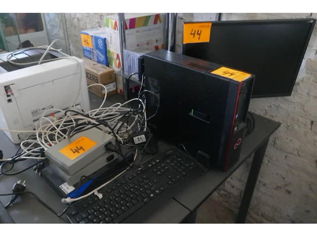 Computerensemble - afbeelding 1 van  4