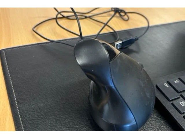 Computerscherm en toebehoren - afbeelding 3 van  6