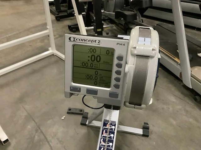 Concept 2 model e pm4 roeitrainer - afbeelding 4 van  5
