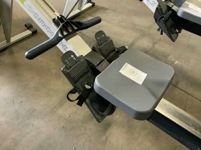 Concept 2 model e pm5 roeitrainer - afbeelding 6 van  6
