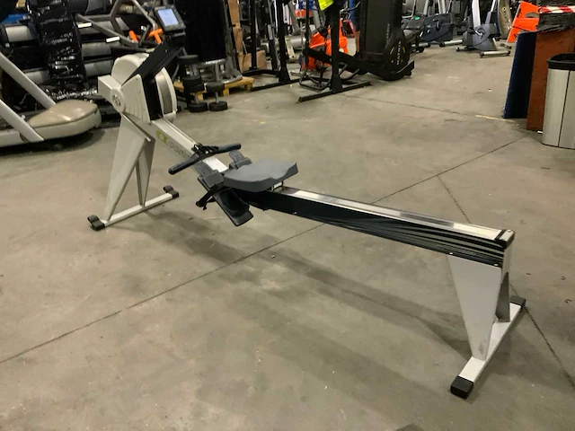 Concept 2 model e pm5 roeitrainer - afbeelding 5 van  6