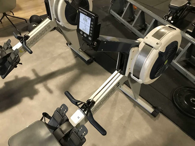 Concept 2 model e roeier pm5 roeitrainer - afbeelding 1 van  5