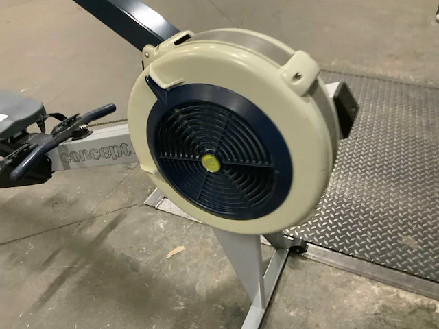 Concept2 - model e - pm4 - rowing trainer - afbeelding 3 van  5