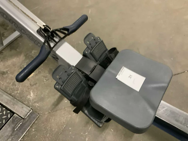 Concept2 - model e - pm4 - rowing trainer - afbeelding 4 van  5
