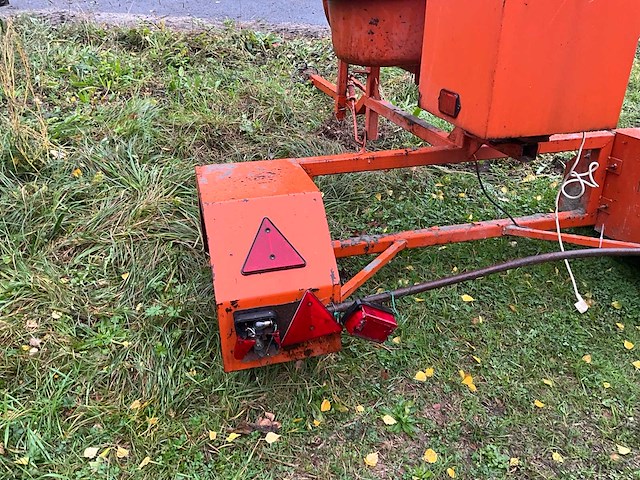 Concrete mixer - afbeelding 3 van  13