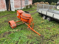 Concrete mixer - afbeelding 1 van  13