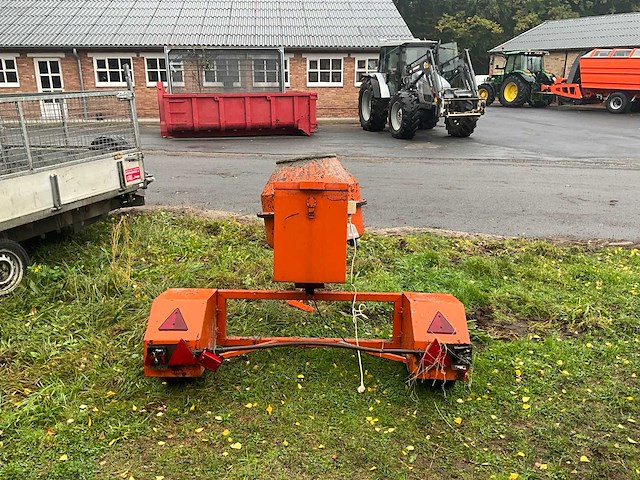 Concrete mixer - afbeelding 10 van  13