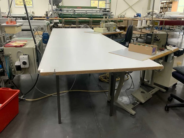 Confectie werktafel - afbeelding 2 van  5