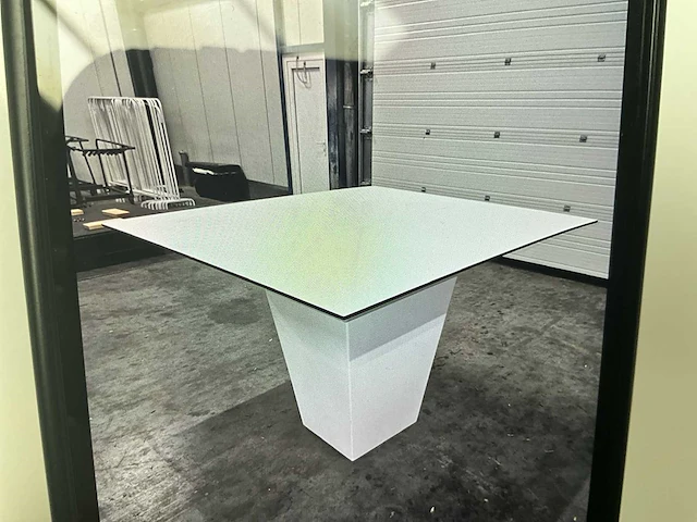 Conic - standing table 70x70 (outdoor) of 150 x 150 - afbeelding 6 van  6