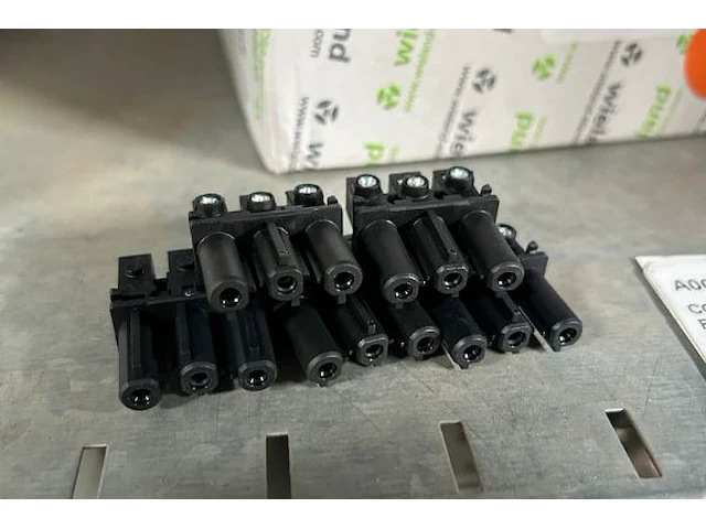 Connectors, stekkers, verdeelblok, behuizing - afbeelding 3 van  14