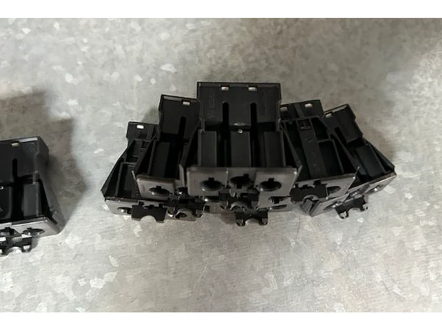 Connectors, stekkers, verdeelblok, behuizing - afbeelding 14 van  14