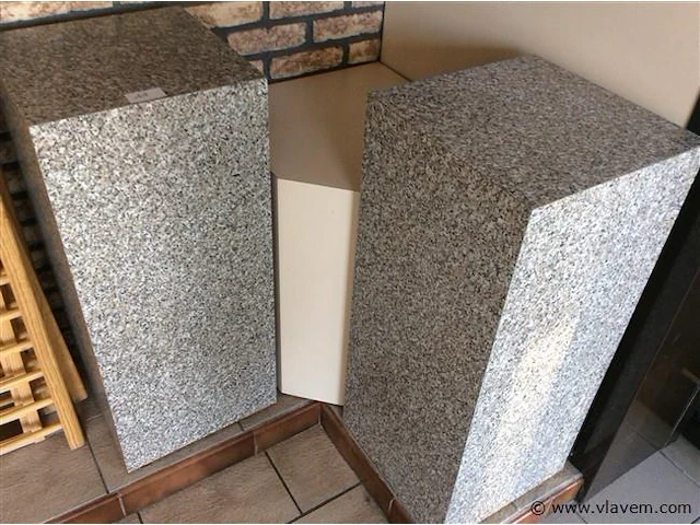 Console gemarmerd 2stuks - afbeelding 1 van  2