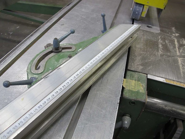 Constant philips f2 - formaatcirkelzaagmachine - afbeelding 5 van  14