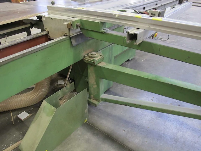 Constant philips f2 - formaatcirkelzaagmachine - afbeelding 11 van  14