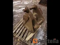 Construction / génie civil godet largeur 420mm axes 45mm bon état - afbeelding 3 van  8