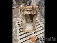 Construction / génie civil godet largeur 420mm axes 45mm bon état - afbeelding 4 van  8