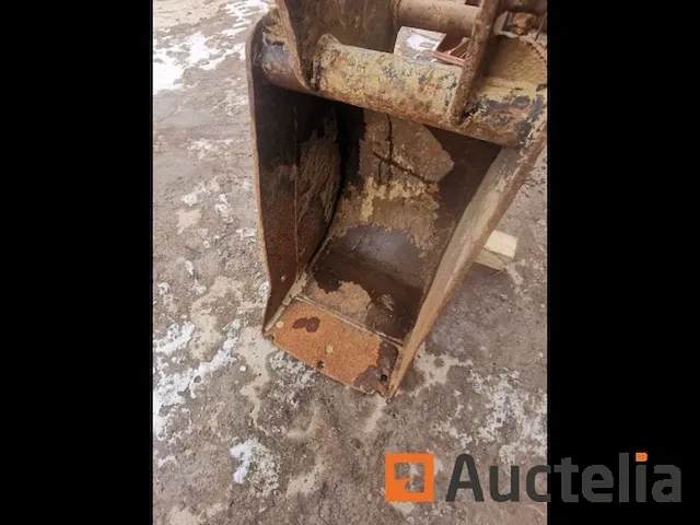 Construction / génie civil godet largeur 420mm axes 45mm bon état - afbeelding 6 van  8