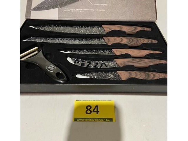 Consumenten goederen en doe het zelf artikellen - bree