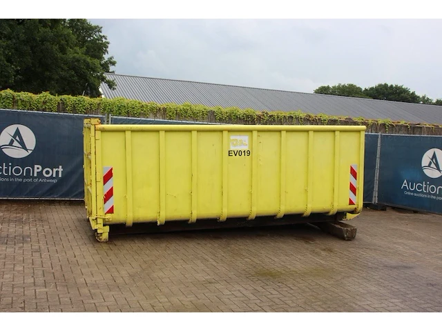 Container 4.5x2x0.8m - afbeelding 1 van  1