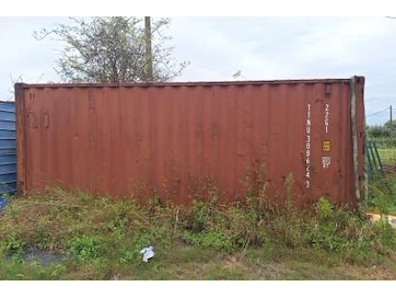 Container + aannemersmateriaal