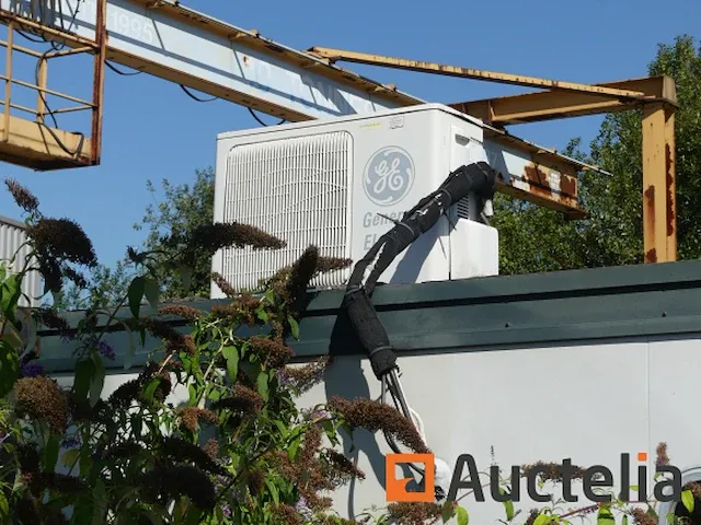 Container bureautafel/sanitair/garderobe portakabin - afbeelding 31 van  37