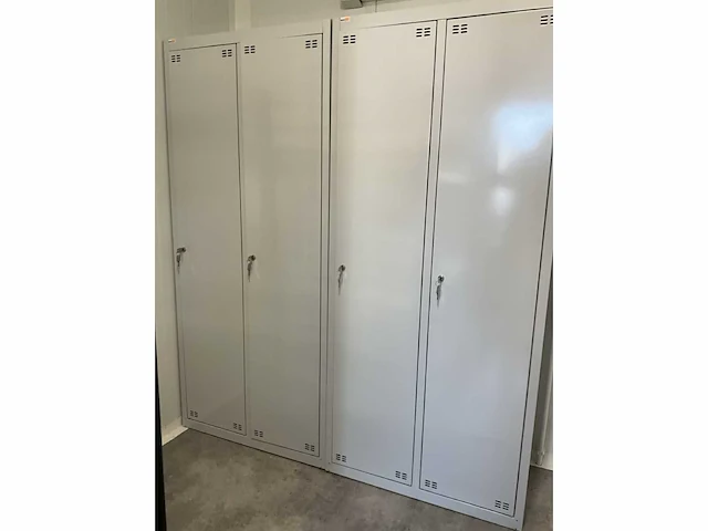 Container-cabine-mobiele woonunit-zorgunit-kantoorunit 33,6m2 - 12mx2,8m - afbeelding 43 van  65